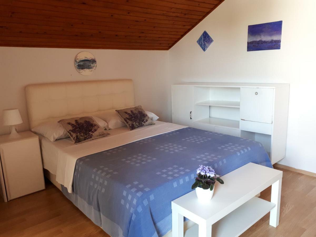 Apartmani Matas Petrcane Exterior photo